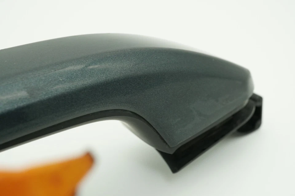 🔅2014-2020 CHEVROLET SUBURBAN OEM. HANDLE OUTSIDE REAR OR FRONT, RIGHT OR LEFT - Image 3 of 4