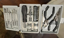Handy tool set with case