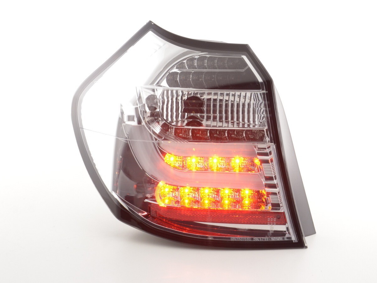  1シリーズ E87 サイド テールライト CLEAR CHROME LOOK LED TAIL LIGHTS FOR BMW E81 & E87 11/2003-2/2007
