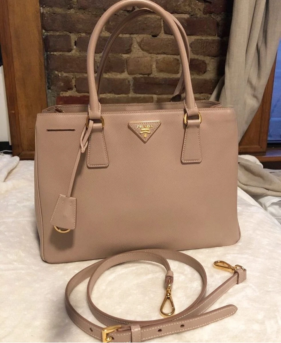 Prada Galleria Medium Bag