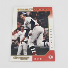 2003 Donruss Team Heroes Baseball Card #83 Carlton Fisk Boston Red Sox