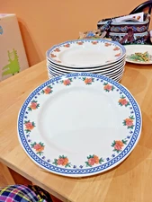 MINT Wedgwood Trellis Rose DINNER Plate 10"     11 AVAILABLE