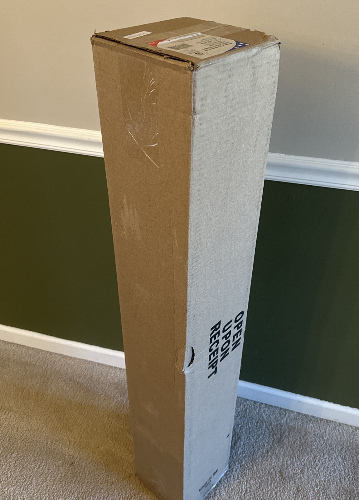 ES Robbins Chair Mat for Hard Floors, 46 x 60 No Lip, Clear (OPEN BOX