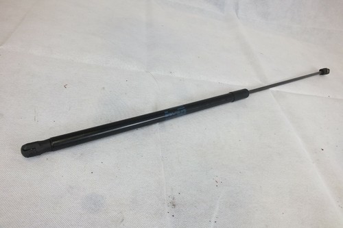 VW Passat 3C B6 Haubenlift Gasdruckfeder vorne Motorhaube 3C0823359A