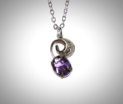 Facettierter lila ovaler Amethyst Stein Sterlingsilber 0,925 Anhänger Halskette