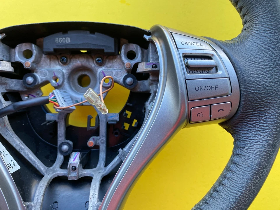 Volante Nissan Altima 2013-2016 con interruptor de control de crucero OEM 48430-3TA2A Foto 3 de 4