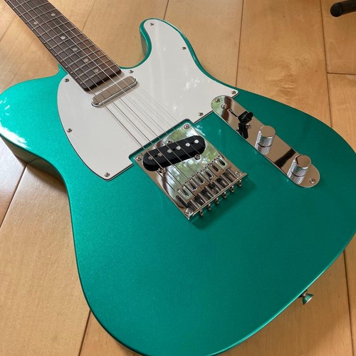 Hermosa guitarra eléctrica tipo Squier de Fender Telecaster verde metálica - Imagen 10 de 10