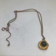 Nice Goldtone Green Gem Pendant Chain Necklace