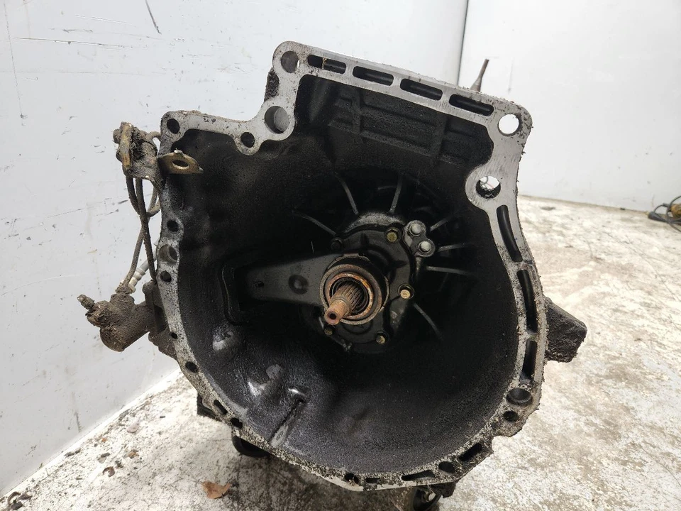 Mazda MX-5 Miata 1990-1997 transmisión manual M52R03000 Foto 3 de 4