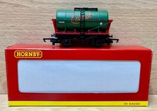 Hornby 'OO' Gauge R127 "Castrol" Motor Oil Wakefield Tank Wagon No.65 Boxed.