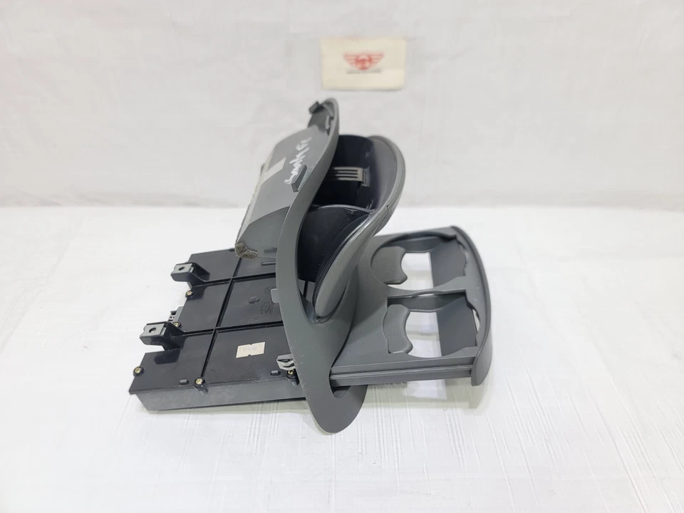 2001-2006 Hyundai Santa Fe Rear Center Console Cup Holder OEM 84643-26010 Foto 4 de 4