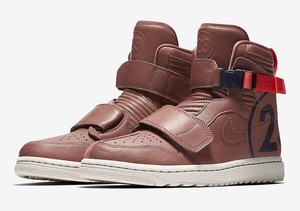nike jordan 1 moto