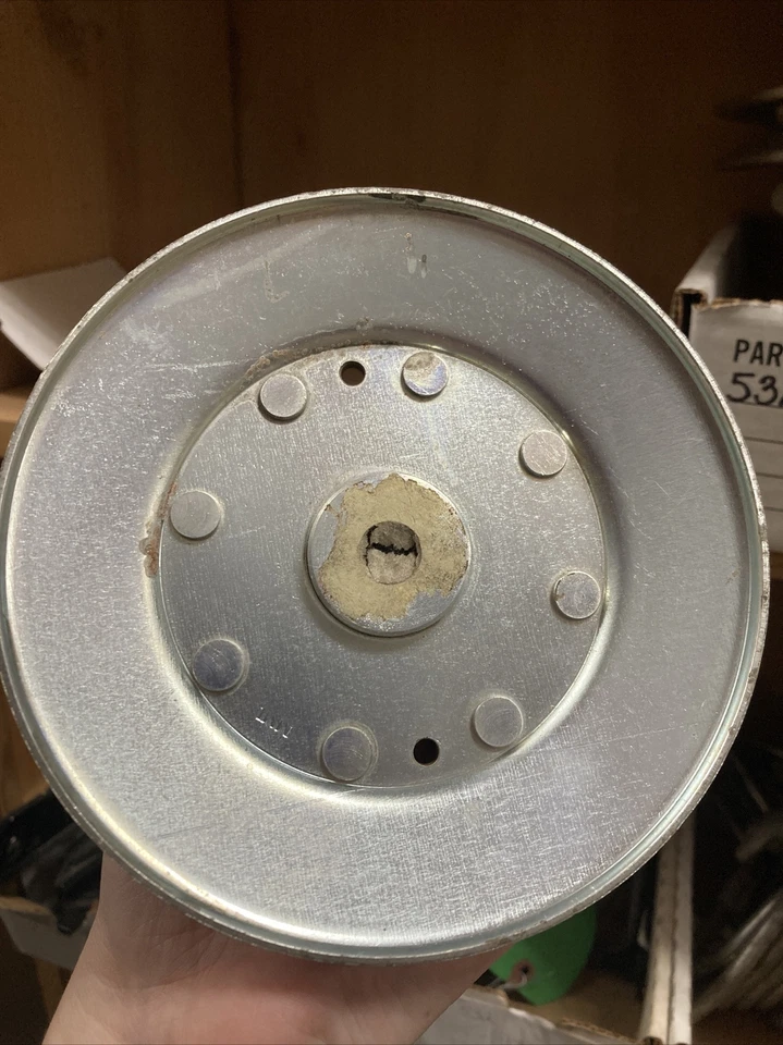 Polea apilable para tractor de césped Poulan modelo PP11536KA 532138029 Foto 3 de 4