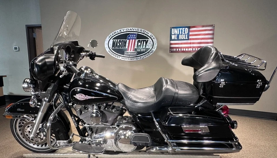 2009 Harley-Davidson Touring Electra Glide® Classic - Image 3 of 4