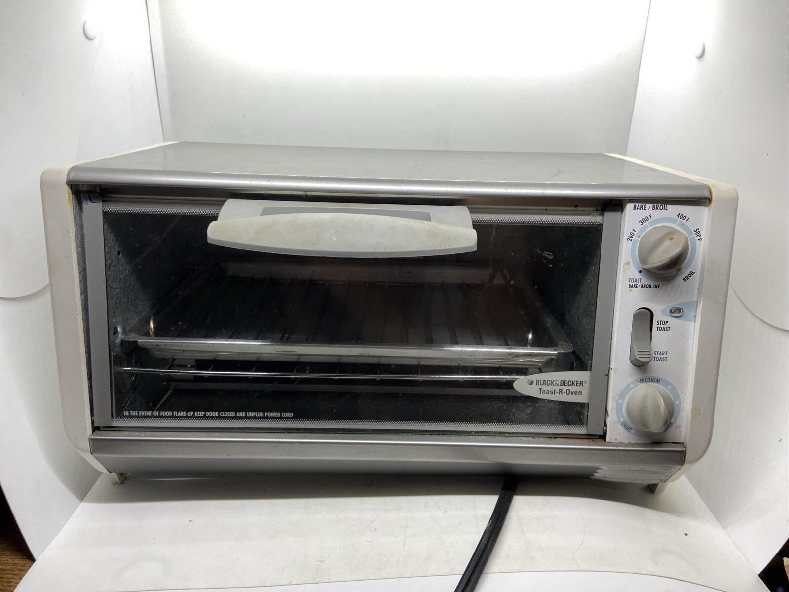 Black Decker Spacemaker Toast-R-Oven Broiler