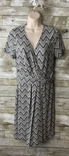 Talbots Womens Black Chevron V Neck Dress Short Sleeve Size S