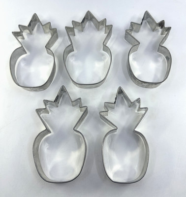 Five Vtg Large Pineapple Copper Cookie Cutters Hospitality Welcome 5.5 inches!!