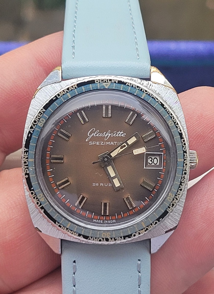 アンティーククォーツ　26-81 Rare GUB Glashütte SPEZIMATIC WORLD TIME / 26 RUBIS Automatic cal