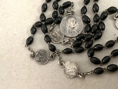 Catholic Antique Mater Dolorosa 7 Sorrows Rosary Petite Ebony Beads old Rare