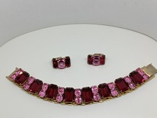Coro Red And Pink Glass Stone Set