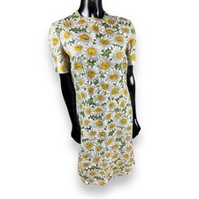 Vtg 70s Handmade Allover Daisy Print Fitted Shift Dress Talon Zip 36” B x 34” W