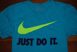 mens turquoise nike shirt