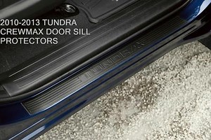 GENUINE TOYOTA OEM 2010-2013 TOYOTA TUNDRA CREW MAX CAB DOOR SILL