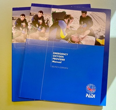 PADI Emergency Oxygen Provider -  2 x Schüler Manual deutsch