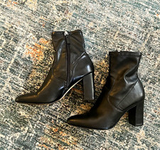 Steve Madden Women  s Black Ankle Bootie Pointed Toe Side Zip 6.5M EU 37