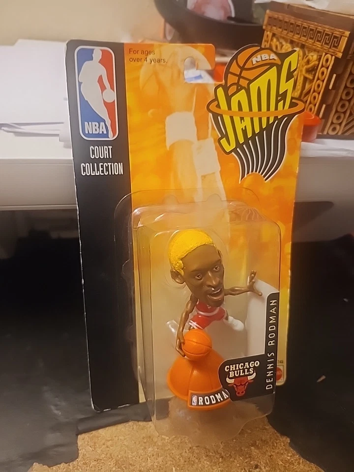 1998 Mattel NBA Jams Dennis Rodman Chicago Bulls Court Collection - Image 3 of 4