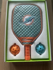 Juego de paleta Pickleball Parrot Miami Dolphins con cubierta y pelotas con licencia NFL
