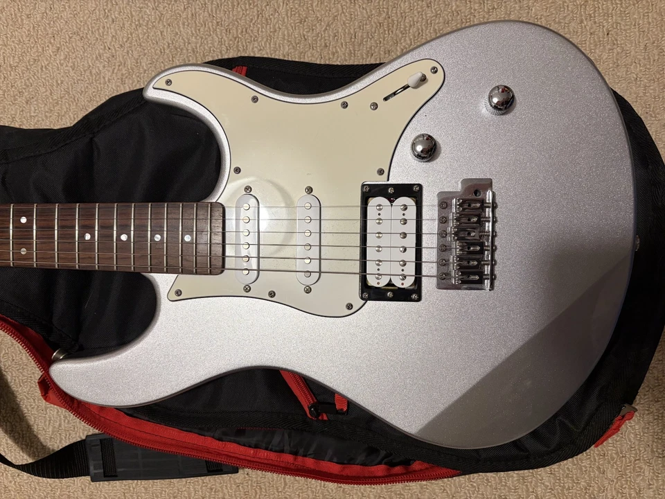 Yamaha Pacifica 112V, photo 2 of 5