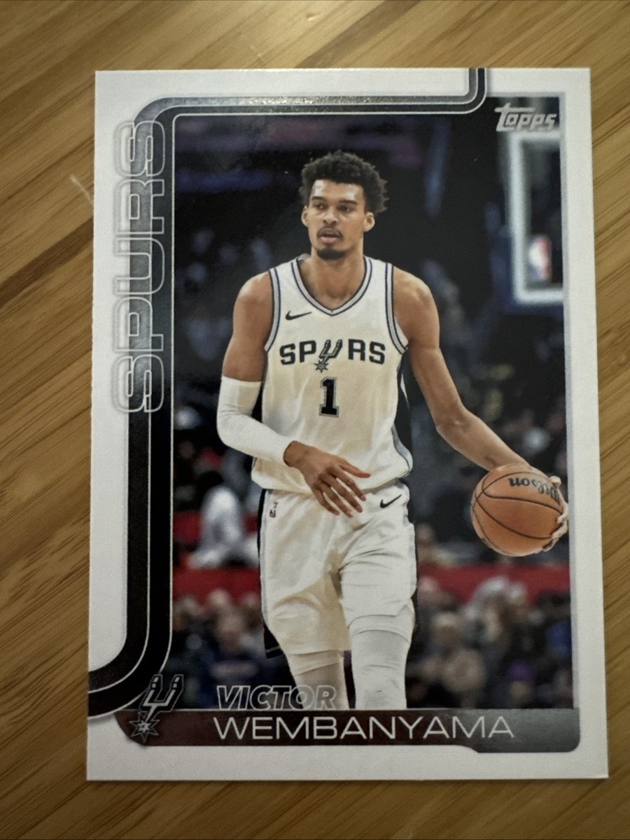 Victor Wembanyama 2025-26 Topps Basketball Flagship - San Antonio