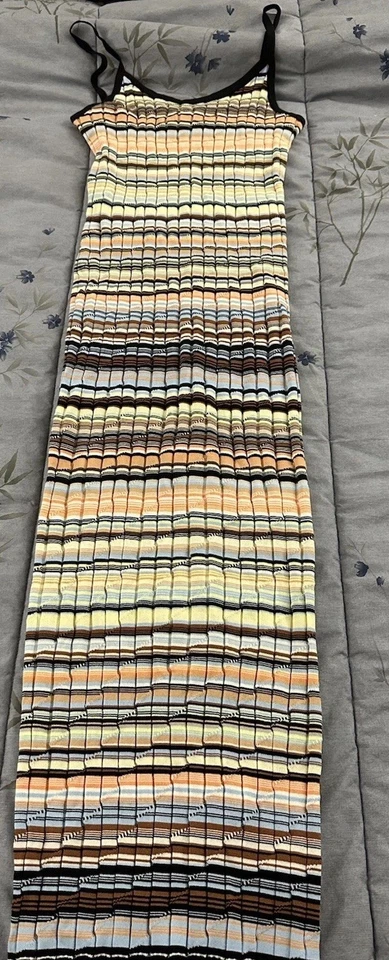 NOVO Vestido Longo Missoni com Alça de Espaguete Maxi Longo. Multicolor. Tamanho Grande com etiqueta - Imagem 2 de 4