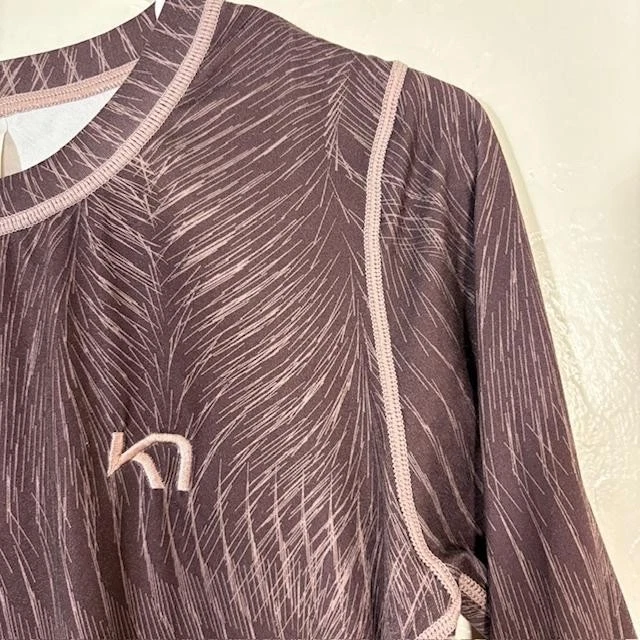 Camisa Kari Traa Capa Base Mujer Mediana Marrón Rosa Estampado Manga Larga Cuello Redondo Foto 3 de 4