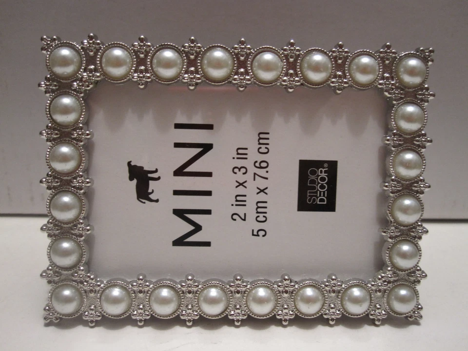 Marco de fotos de boda nupcial de metal perla blanca tono plata 2x3" NUEVO Foto 4 de 4