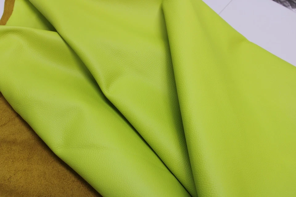  LIME  FLOATER LEATHER  Thickness (mm/oz)1.6 mm - 1.8 mm/ 4 oz - 4.5 oz 18sqft - Image 2 of 4