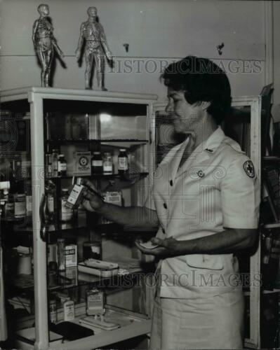 1969 Pressefoto Frau Ella Mae Taylor, Direktorin der Pflegeprogramme für - Bild 1 von 2