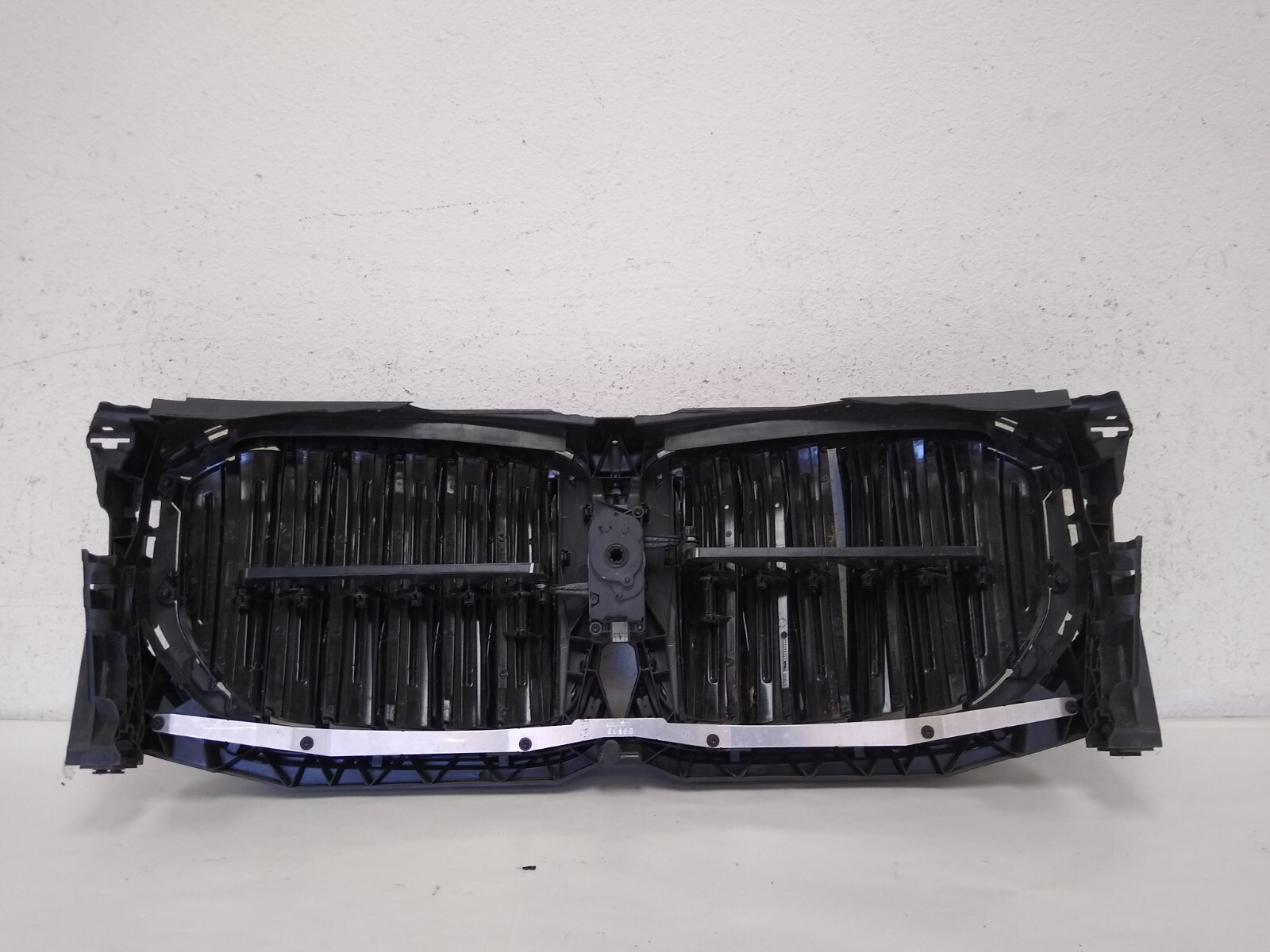 2019-2021-bmw-x5-front-air-shutter-grille-k11447a00-used-oem-sb3170-ebay