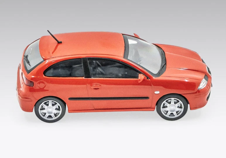Seat Ibiza III 2001 Rare Argentina Diecast Car Scale 1:43 + Magazine - Image 2 of 3