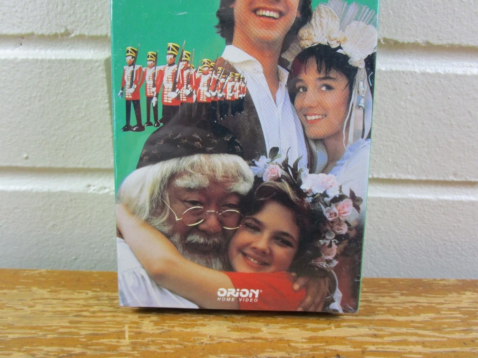 Vintage VHS Tape Factory Sealed Babes in Toyland 1991 Orion Home Video Reeves - Image 2 of 4