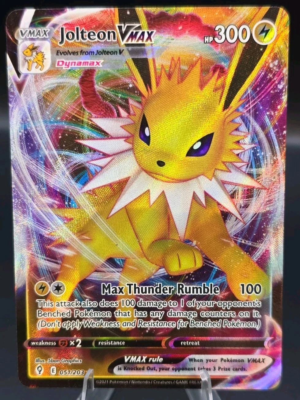 Jolteon VMAX 051/203 SWSH07: Evolving Skies Holo