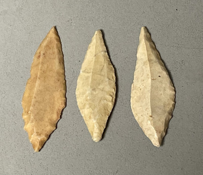 Stone Age Mesiolithic Bipointed Lancelate Arrow Heads, 12,000-7,000 Years Old 