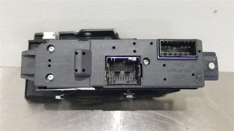 Maserati GranTurismo Front Right Window switch