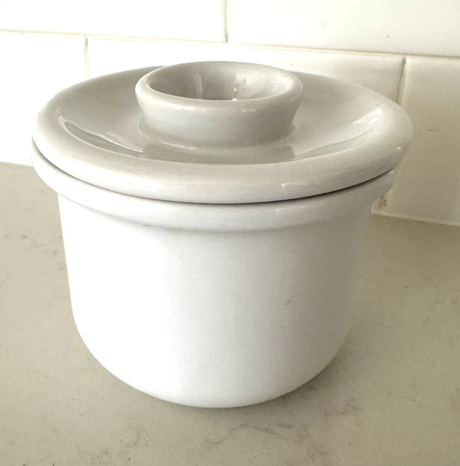 Williams Sonoma White French Butter Bell Breakfast Butter Keeper Crock Stoneware