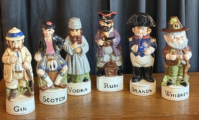 4x Vintage Alberta's Molds Spirit Decanters