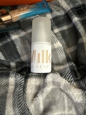 Milk Makeup Blur Spray Matte Setting Spray Fu...