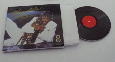 Mini  'Michael Jackson THRILLER' record album Dollhouse BARBIE KEN BLYTHE 1/6   