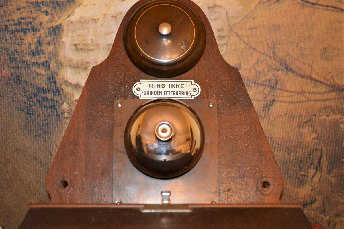 1900-20's ANTIQUE JYDSK DANISH WALL TELEPHONE MAHOGANY CASE