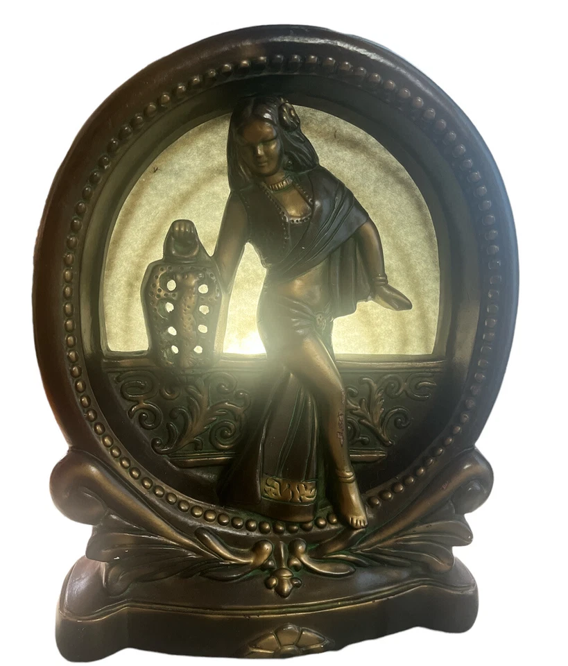 Lámpara de mesa vintage de TV estilo Art Nouveau Art Deco bailarina polinesia años 50 Foto 2 de 4